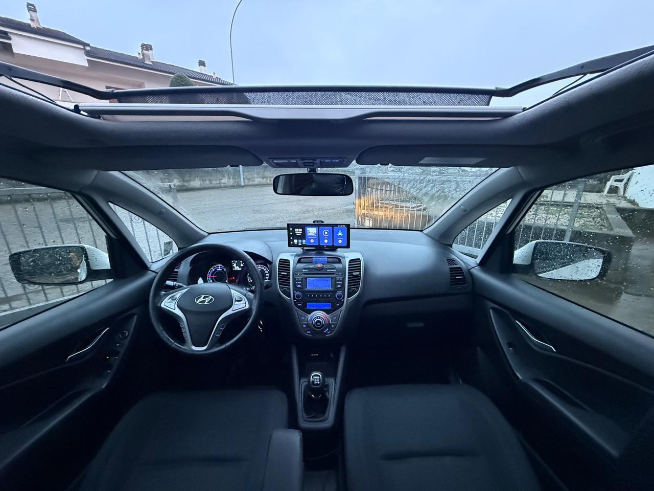 Hyundai iX20 1.6 CRDI FULL TETTO APRIBILE NEOPATENTATI