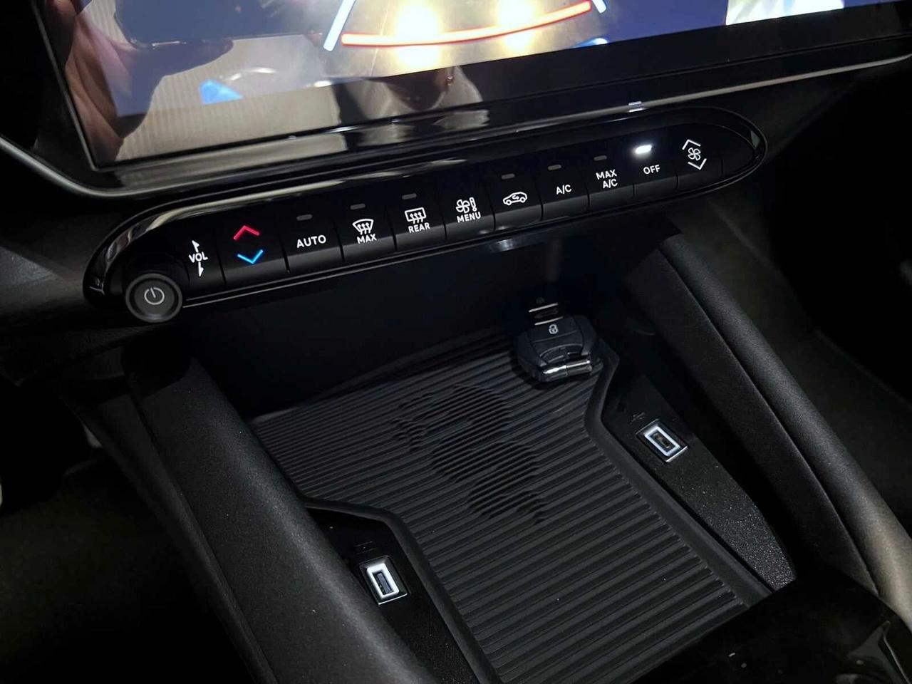 ALFA ROMEO JUNIOR 1.2 136 CV HYBRID SPECIALE KM0