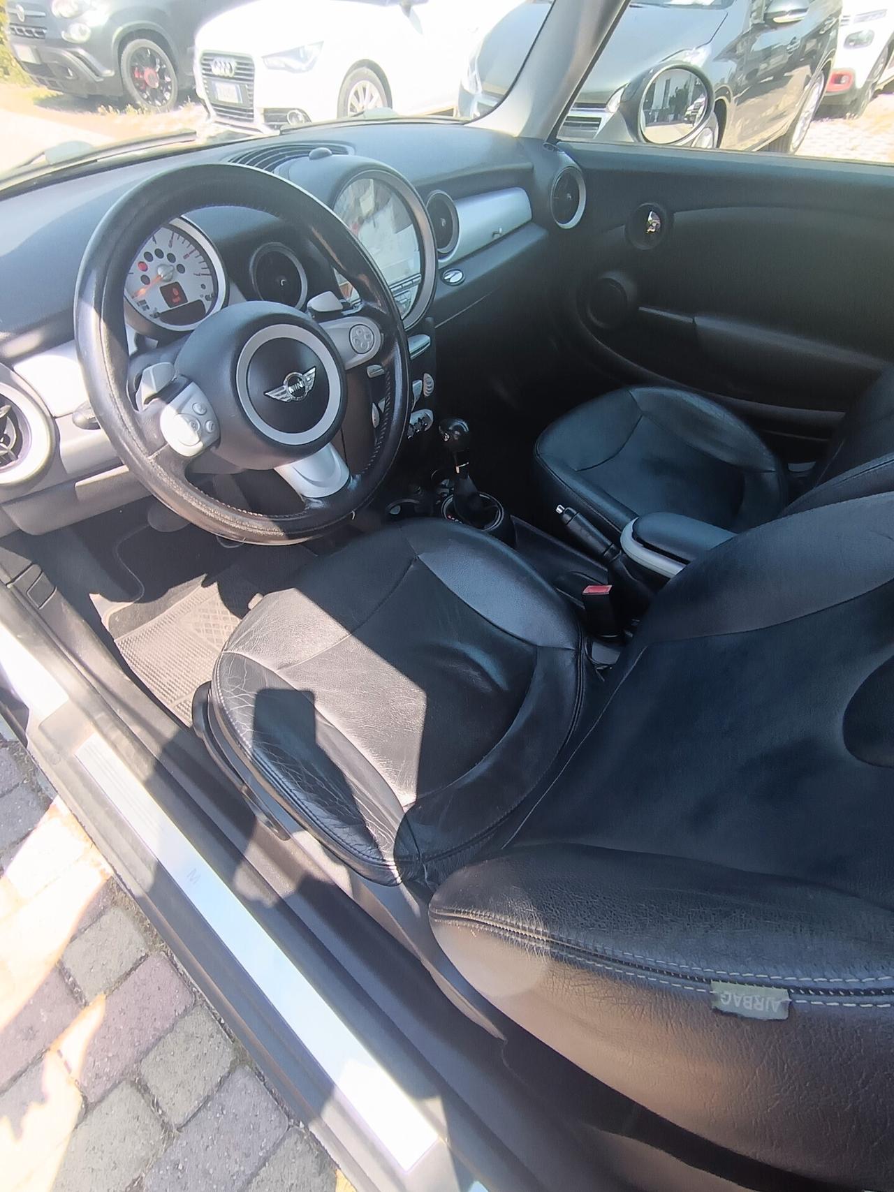 Mini Cooper D 1.6