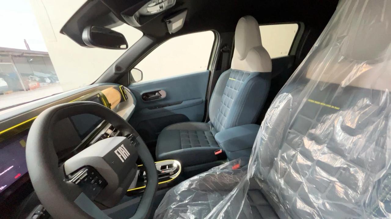 Fiat Grande Panda 1.2 Hybrid 110 CV S&S La Prima