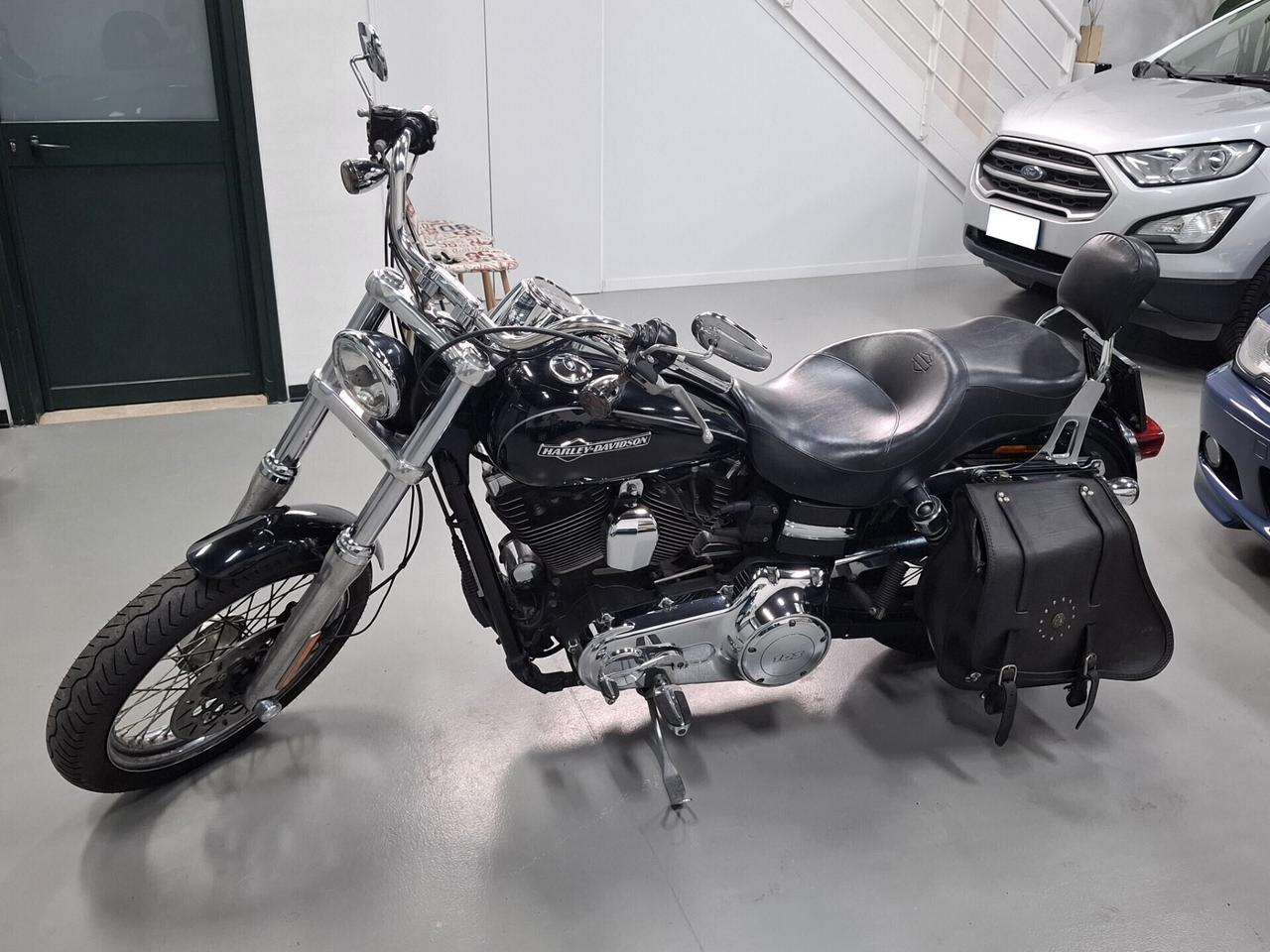 Harley Davidson Dyna Super Glide FXDC Custom ABS