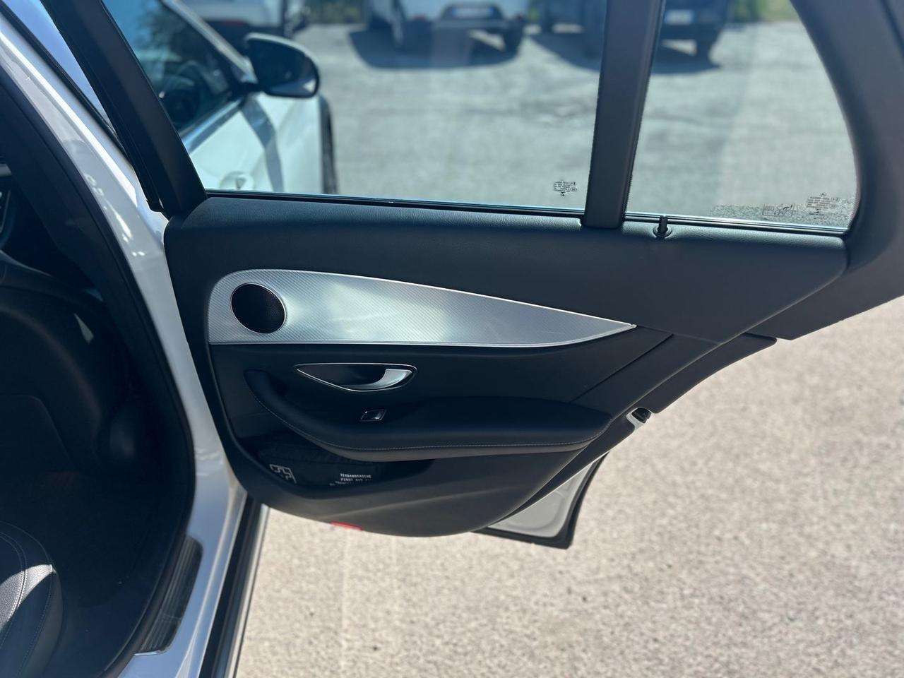 Mercedes-Benz E 220 Premium Plus E 220 D #10317