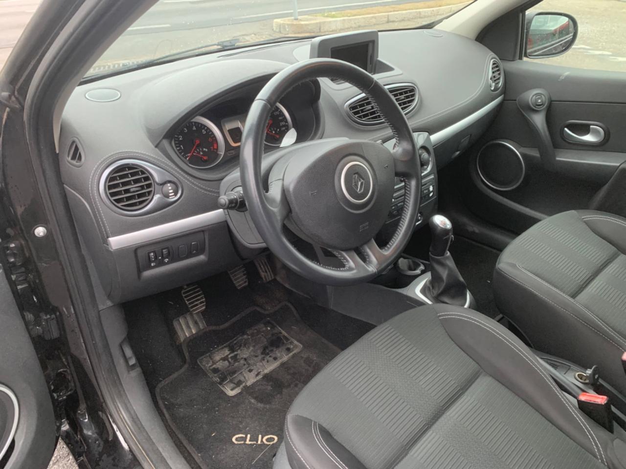 Renault Clio 1.2 16V 5 porte Luxe