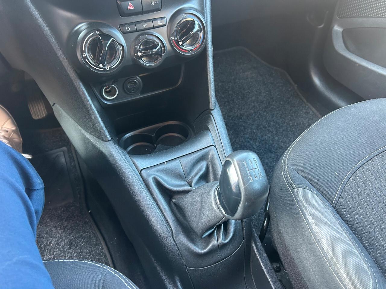 Peugeot 208 PureTech 82 5 porte Allure