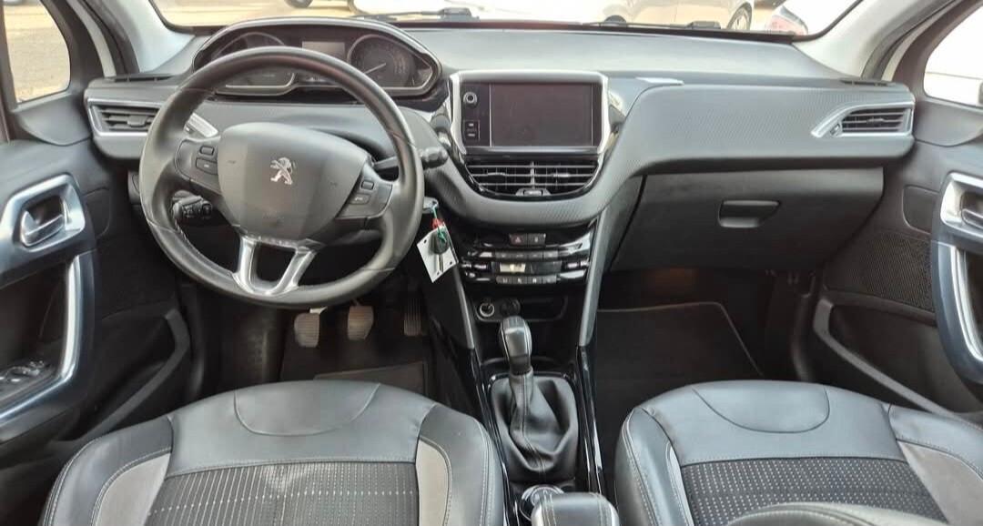 Peugeot 2008 BlueHDi 100 S&S Allure