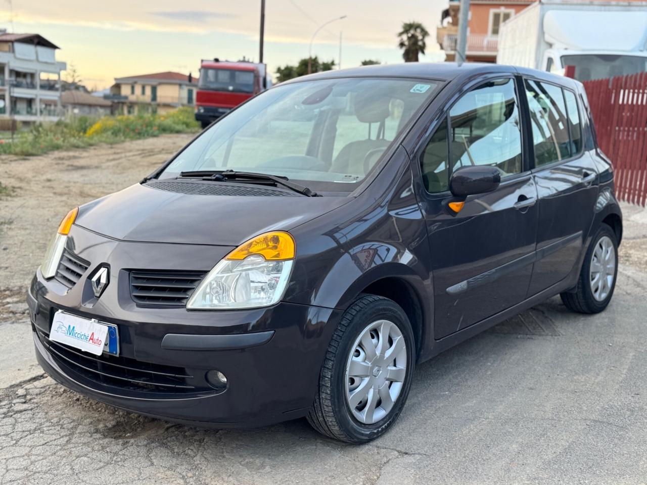 Renault Modus 1.5 dCi 85CV Confort Dynamique