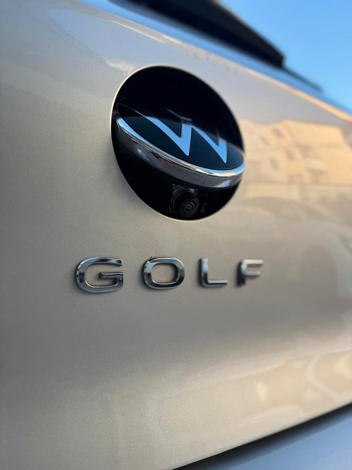 Volkswagen Golf 2.0 TDI SCR Style