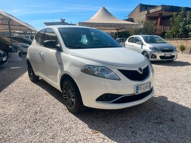 Lancia Ypsilon 1.2 69 CV 5 porte KM CERTIFICATI 2017