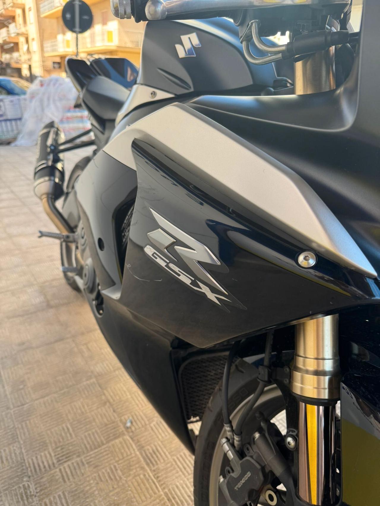 Suzuki GSX R 1000