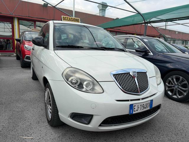 LANCIA Ypsilon 1.2 69 CV Diva