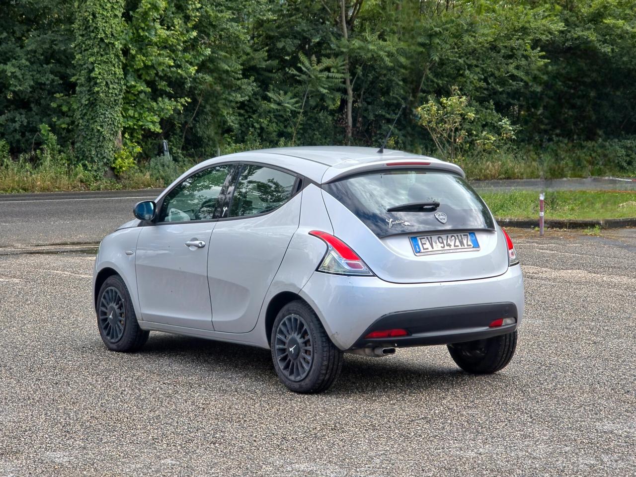 Lancia Ypsilon 1.2 69 CV 5 porte GPL Ecochic Gold 2014-E6 Manuale NEO