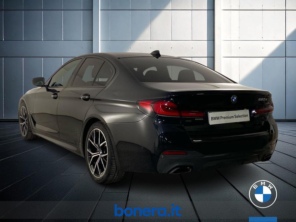 BMW Serie 5 Berlina 520 d Mild Hybrid 48V Msport Steptronic