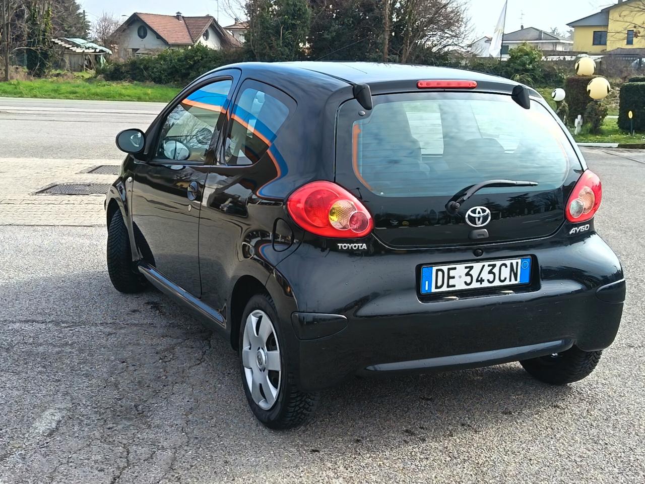 Toyota Aygo 1.0 12V VVT-i 3 porte Sol
