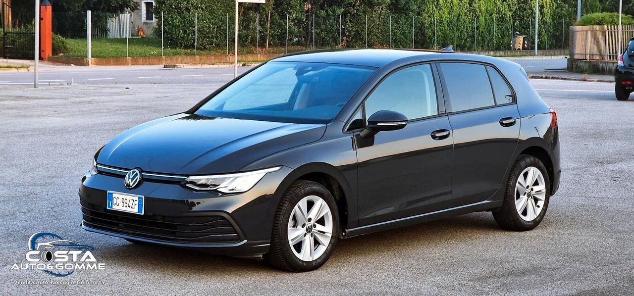 volkswagen Golf VIII 2020 2.0 tdi 115cv ok Neopatentati