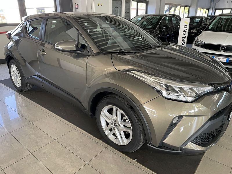 Toyota C-HR 1.8 Hybrid E-CVT Business