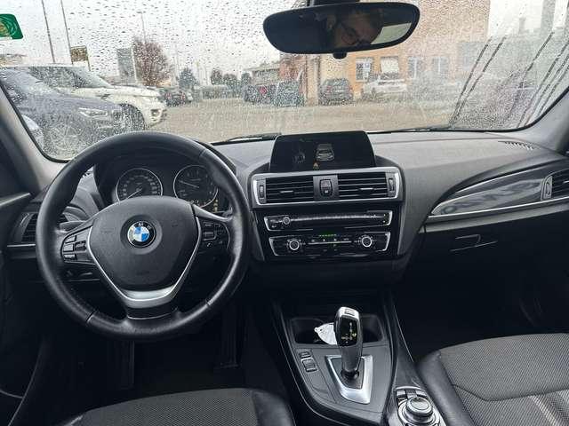 BMW 116 116d 5p / URBAN / EURO 6 / FAR LED