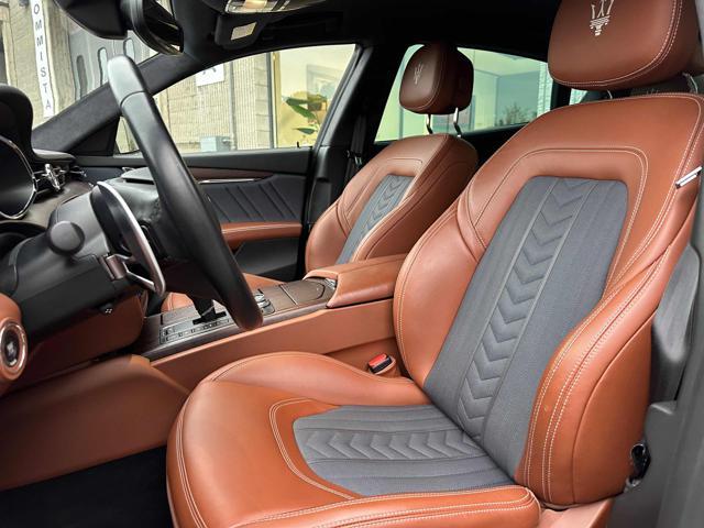 MASERATI Quattroporte V6 S Q4 Granlusso "INTERNI ZEGNA E MOTORE FERRARI"
