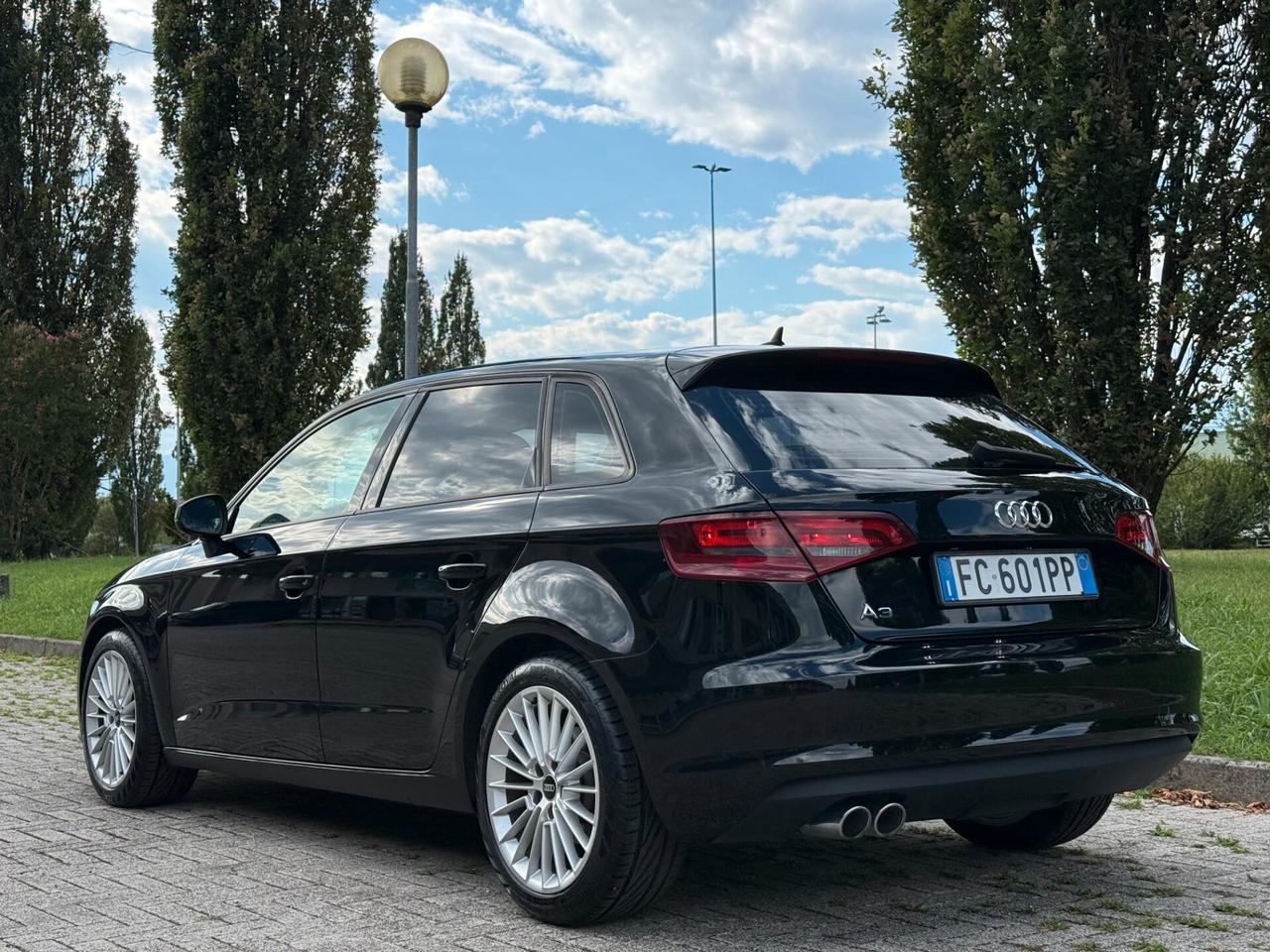 Audi A3 2.0 TDI 150 CV clean diesel Ambition