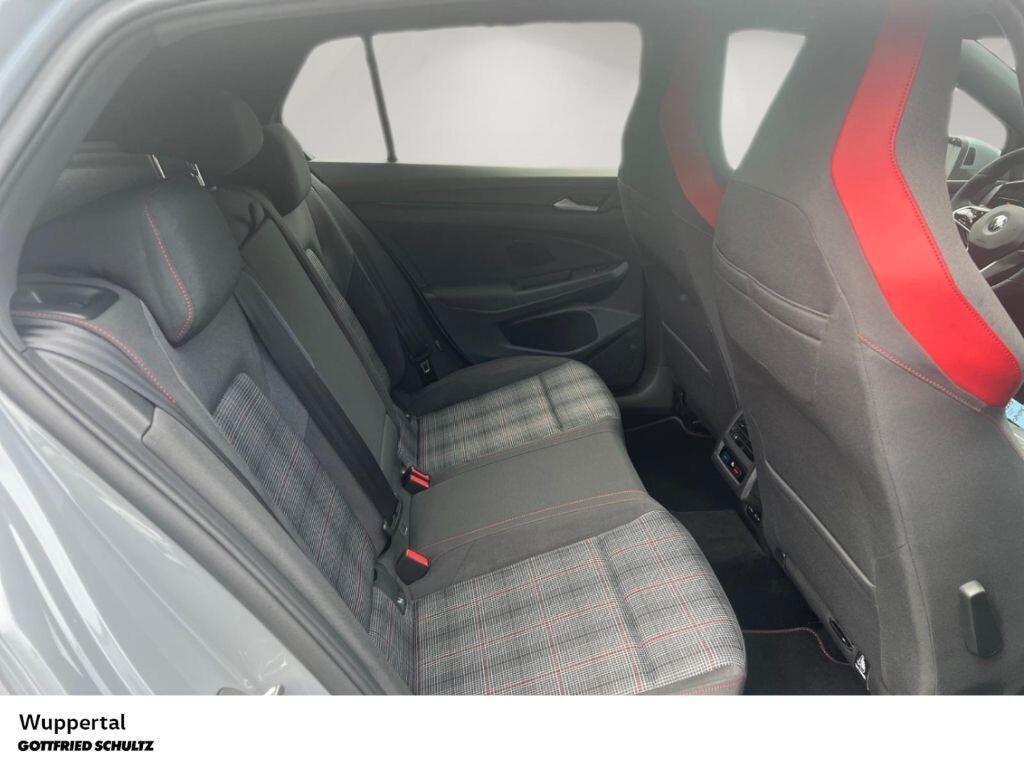Volkswagen Golf GTI MATRIX LED NAVI 19" HARMAN KARDON
