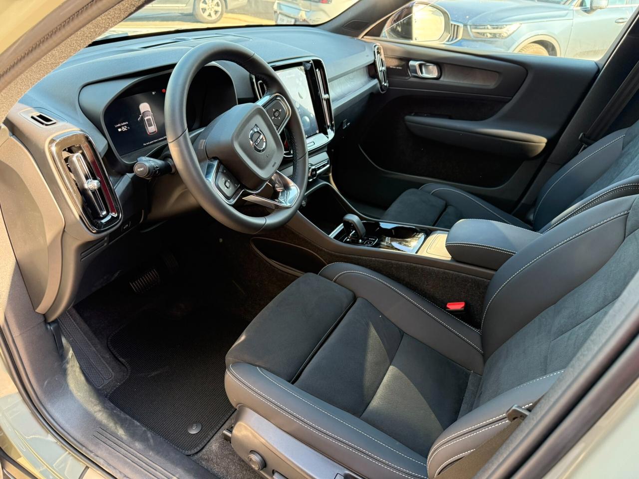 Volvo EX40 Single Motor Extended Range RWD Ultra