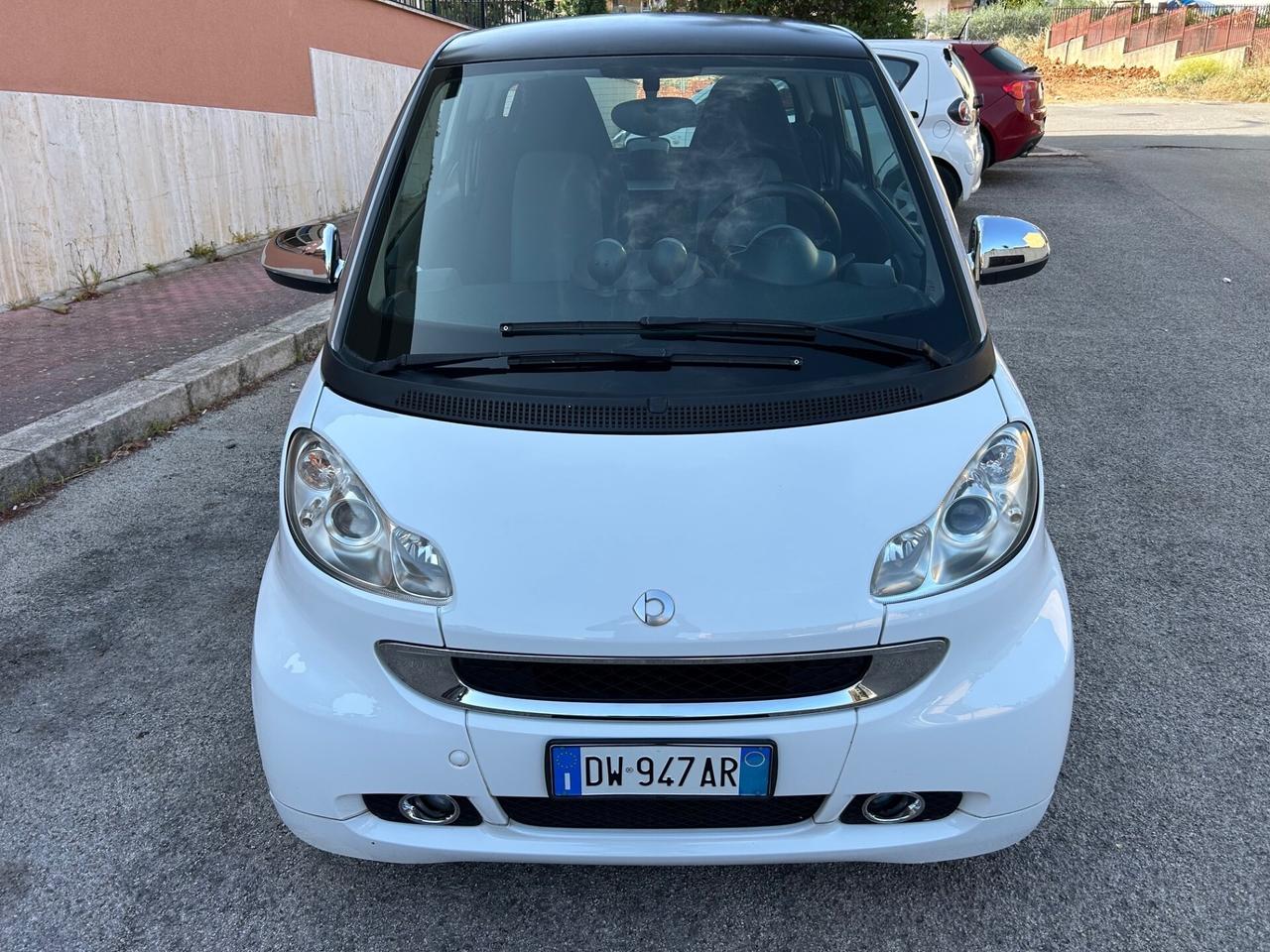 Smart ForTwo 1.0 benz ideale per neopatentati