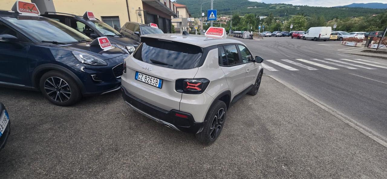 Jeep Avenger 1.2 Turbo 100 CV MHEV Summit