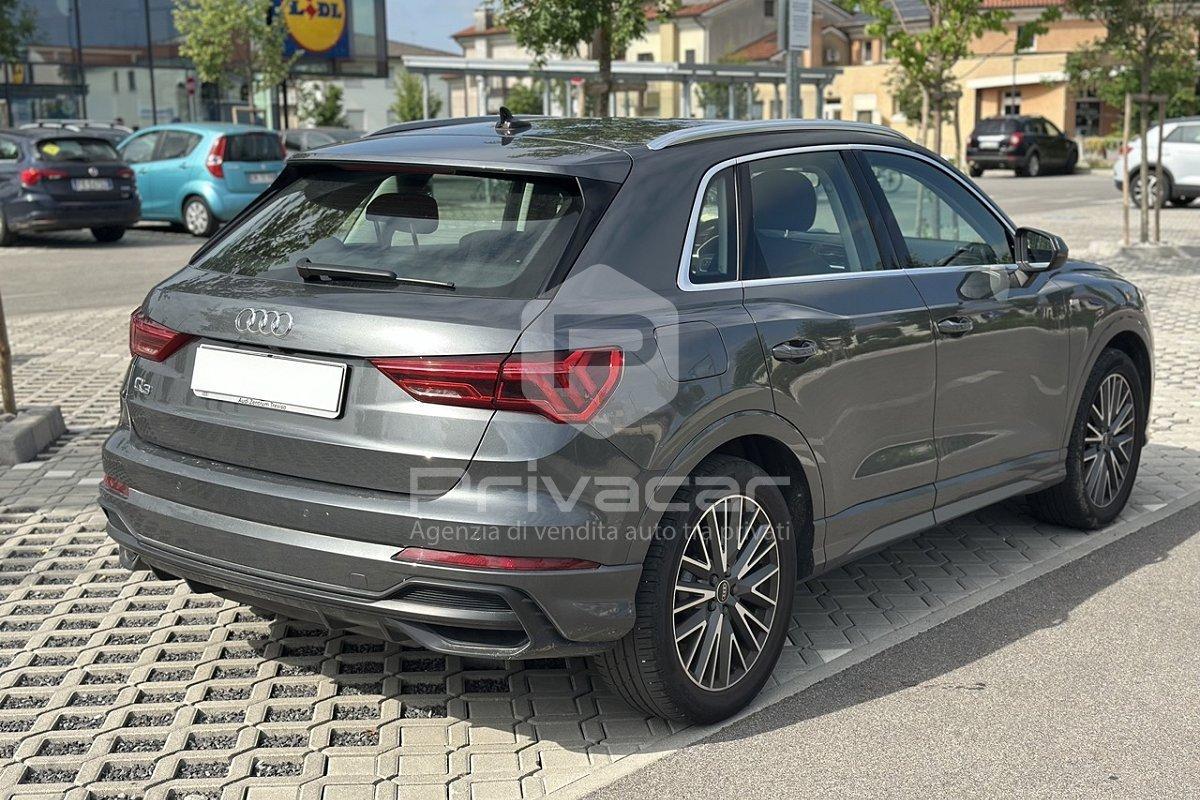 AUDI Q3 35 TFSI S line edition