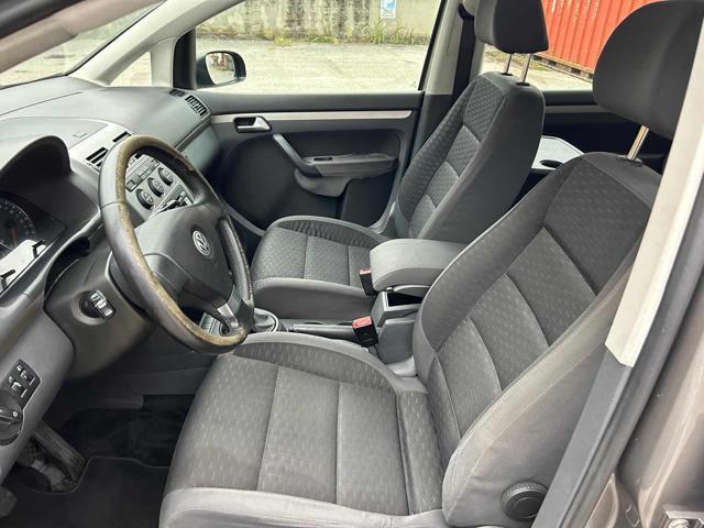 VOLKSWAGEN Touran 1.9 TDI 105CV Highline senza nessun lavoro da fare