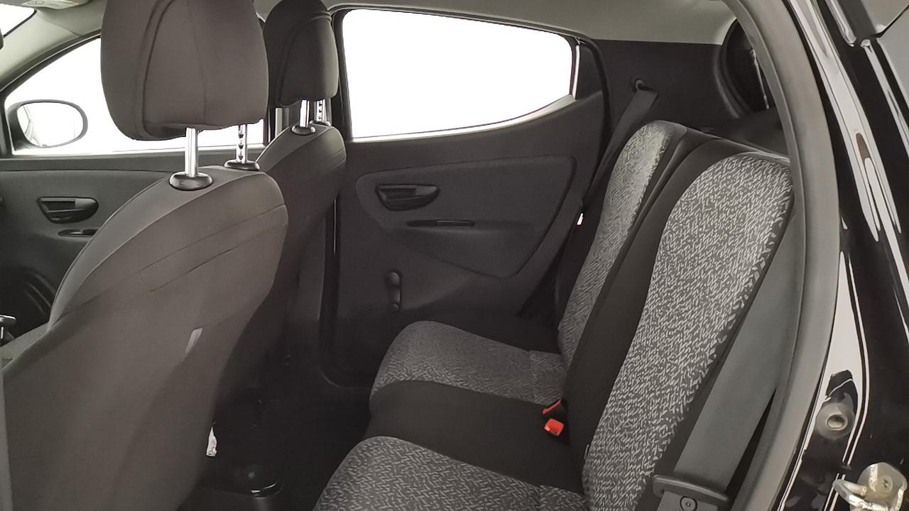 LANCIA Ypsilon III 2021 - Ypsilon 1.0 firefly hybrid Silver s&s 70cv