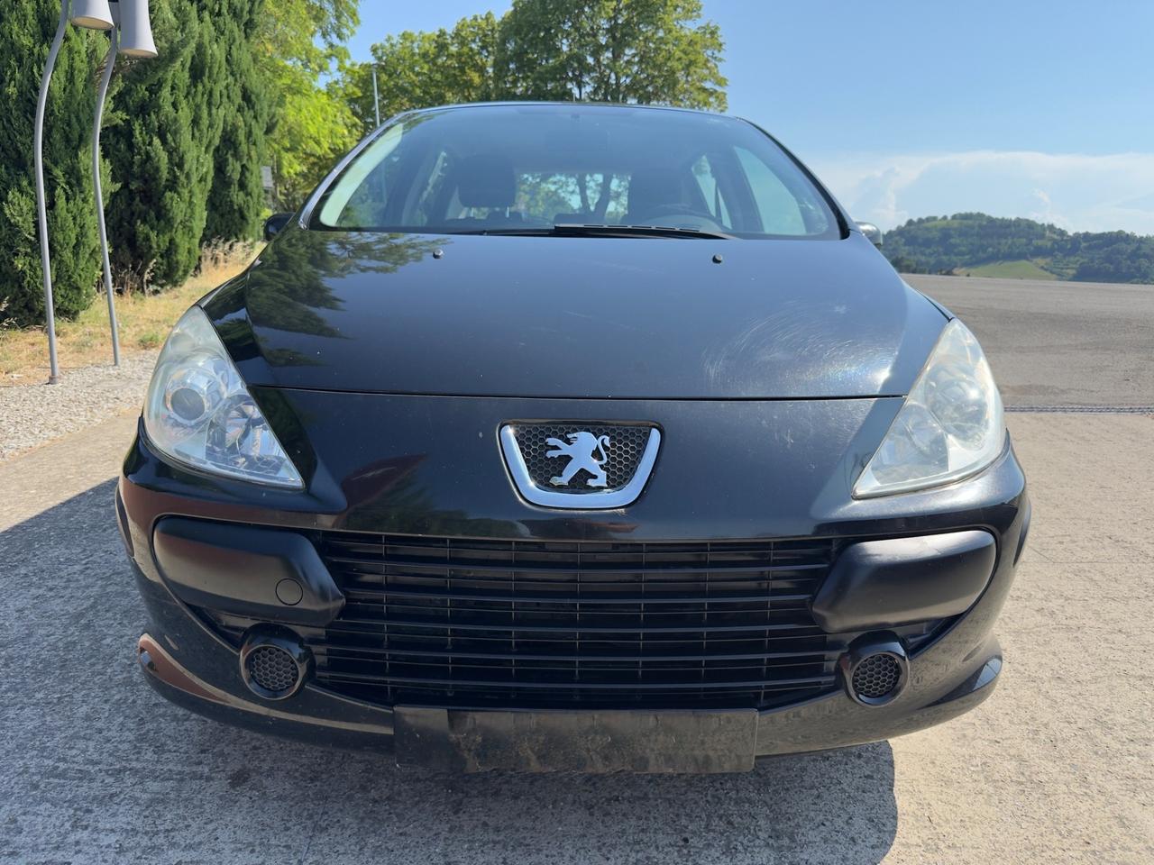 Peugeot 307 1.4 16V 5p. D-Sign