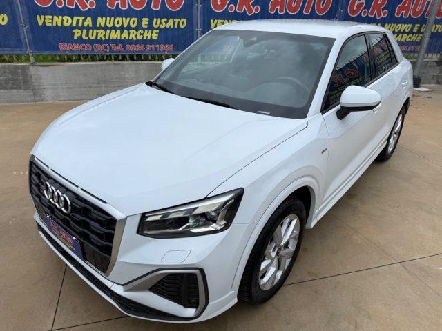 AUDI Q2 S line intern/esterno GARANZIA