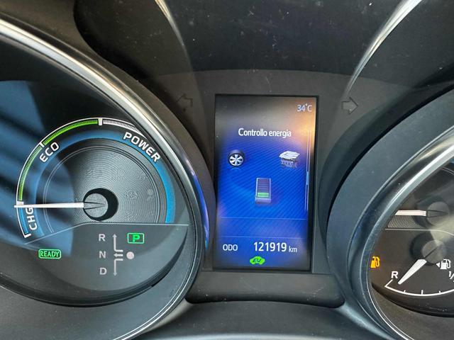 TOYOTA Auris Touring Sports 1.8 Hybrid Black Edition CVT