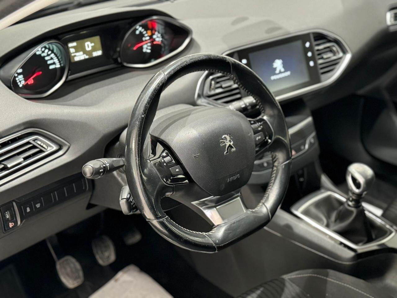 Peugeot 308 BlueHDi 120 S&S SW 2017