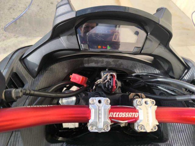 HONDA Integra 750 - S MOMODESIGN