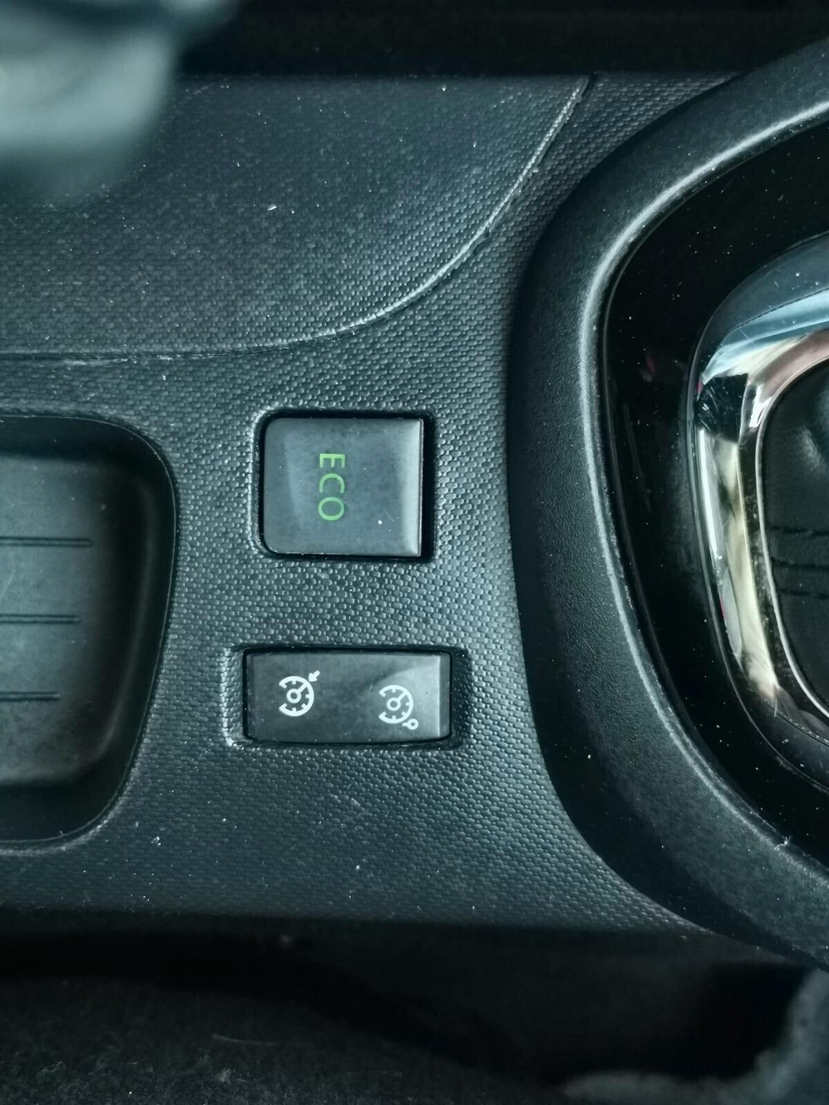 Renault Captur dCi 8V 90 CV EDC Energy - 12/2015