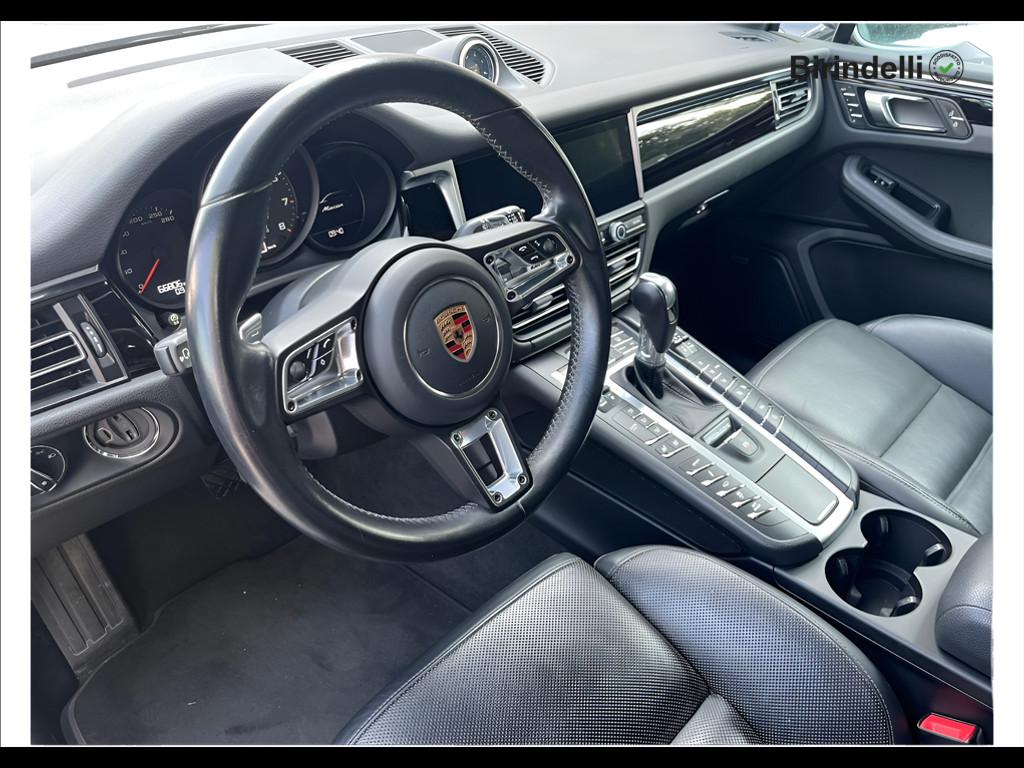 PORSCHE Macan - 2.0