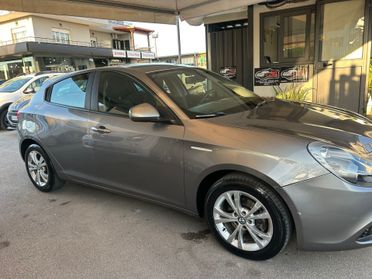 Alfa Romeo Giulietta 1.6 JTDm-2 120 CV Exclusive