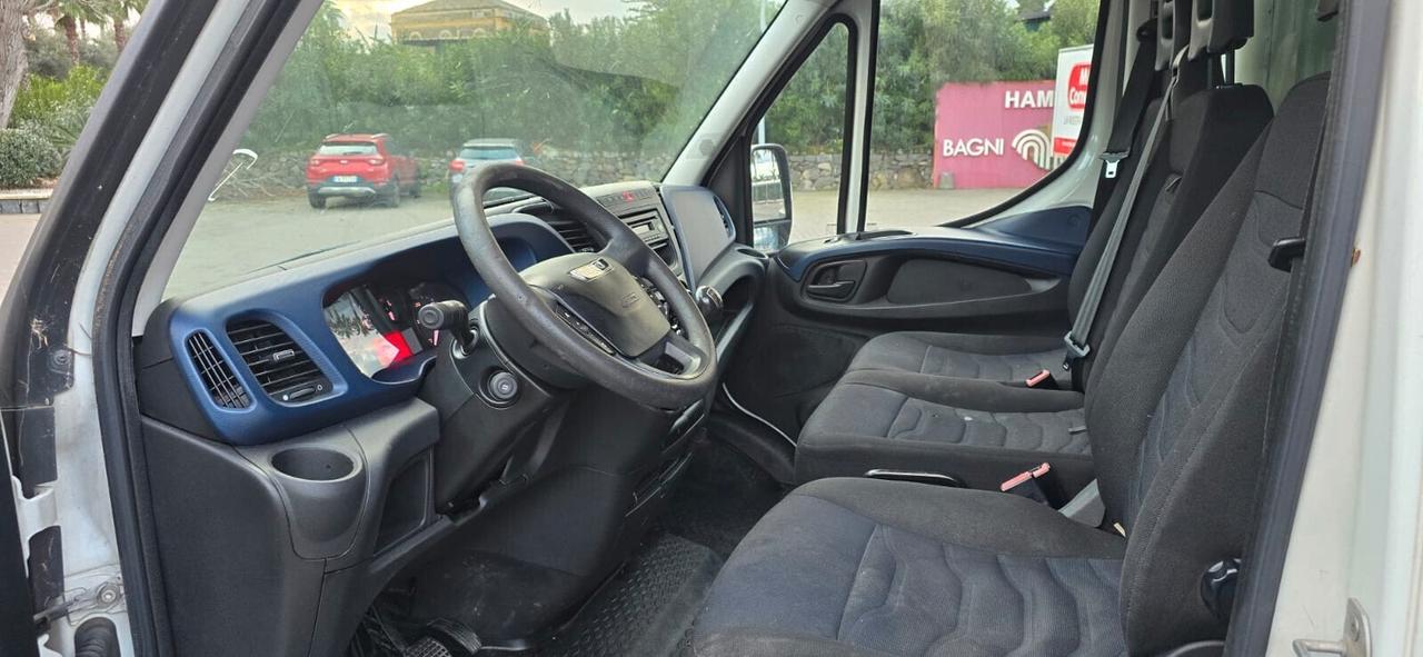 Iveco Daily 35C14 2.3 HPT Furgone GEMELLATO 3 POSTI