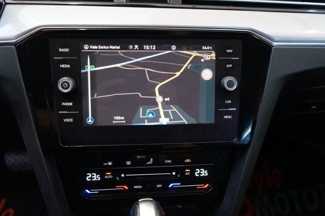 VOLKSWAGEN Passat Variant 2.0 TDI SCR EVO DSG Business