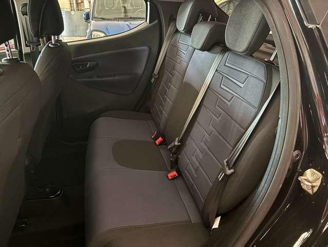Lancia Ypsilon 1.0 firefly hybrid platinum