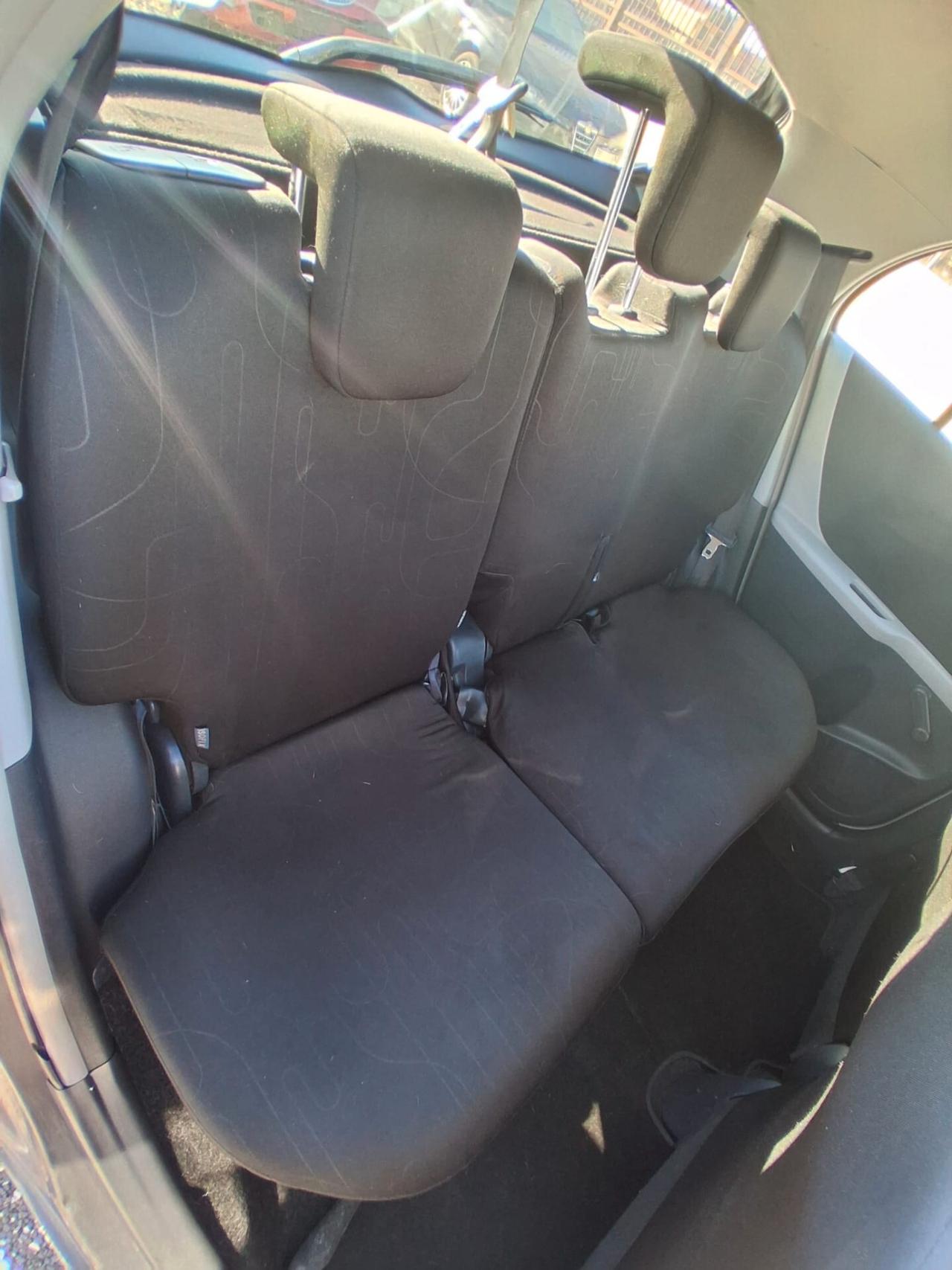 Toyota Yaris 1.0 5 porte Sol