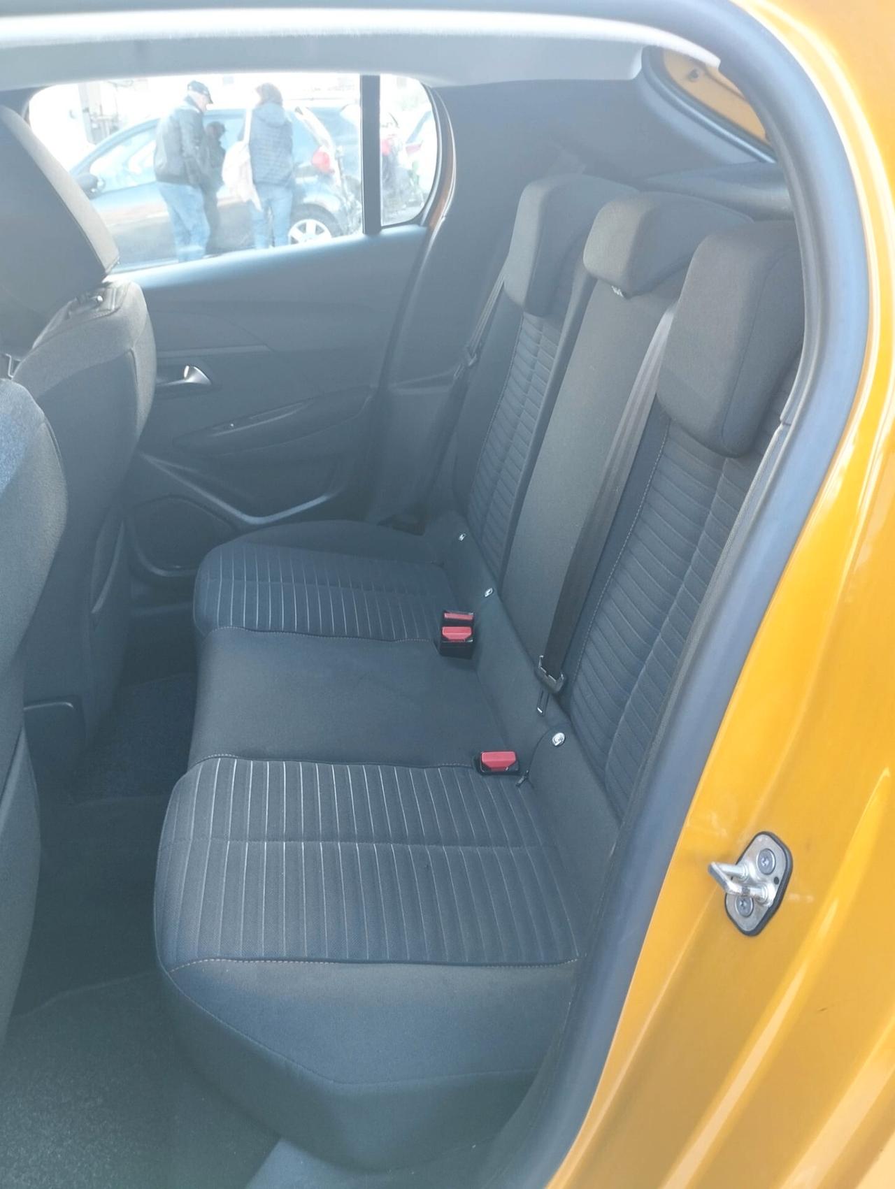 Peugeot 208 PureTech 75 5 porte Active