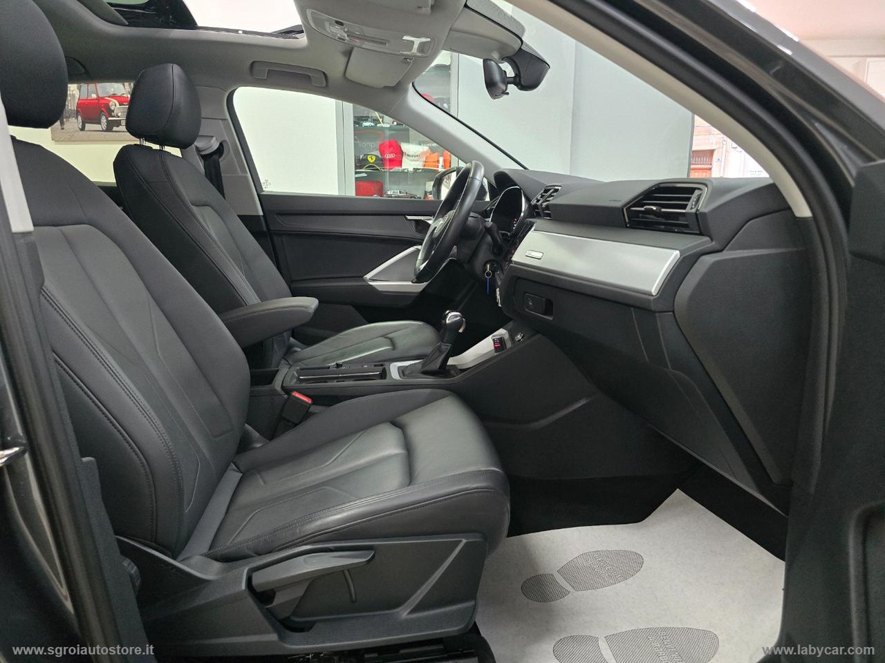 AUDI Q3 SPB 35 TDI S tronic S-LINE