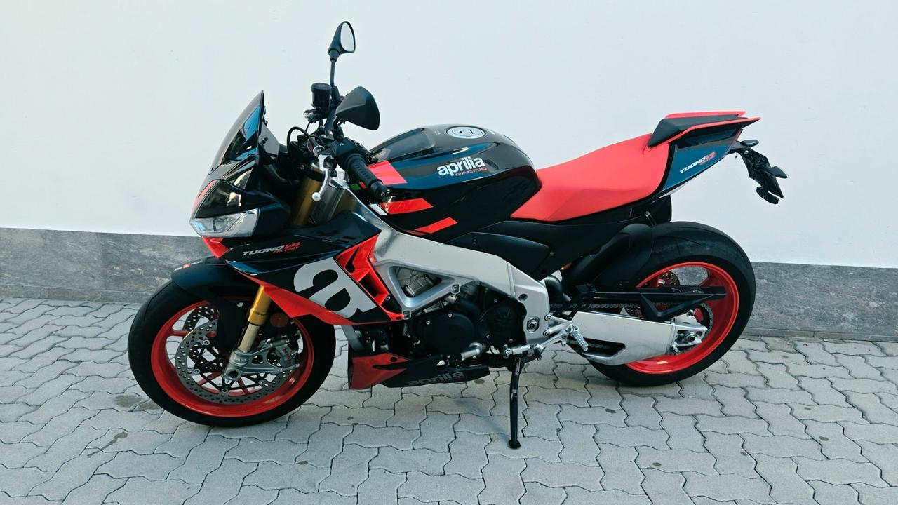 Aprilia Tuono V4 1100 FACTORY
