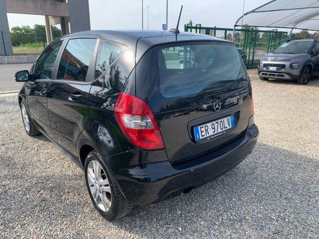 MERCEDES-BENZ A 160 BlueEFFICIENCY Premium