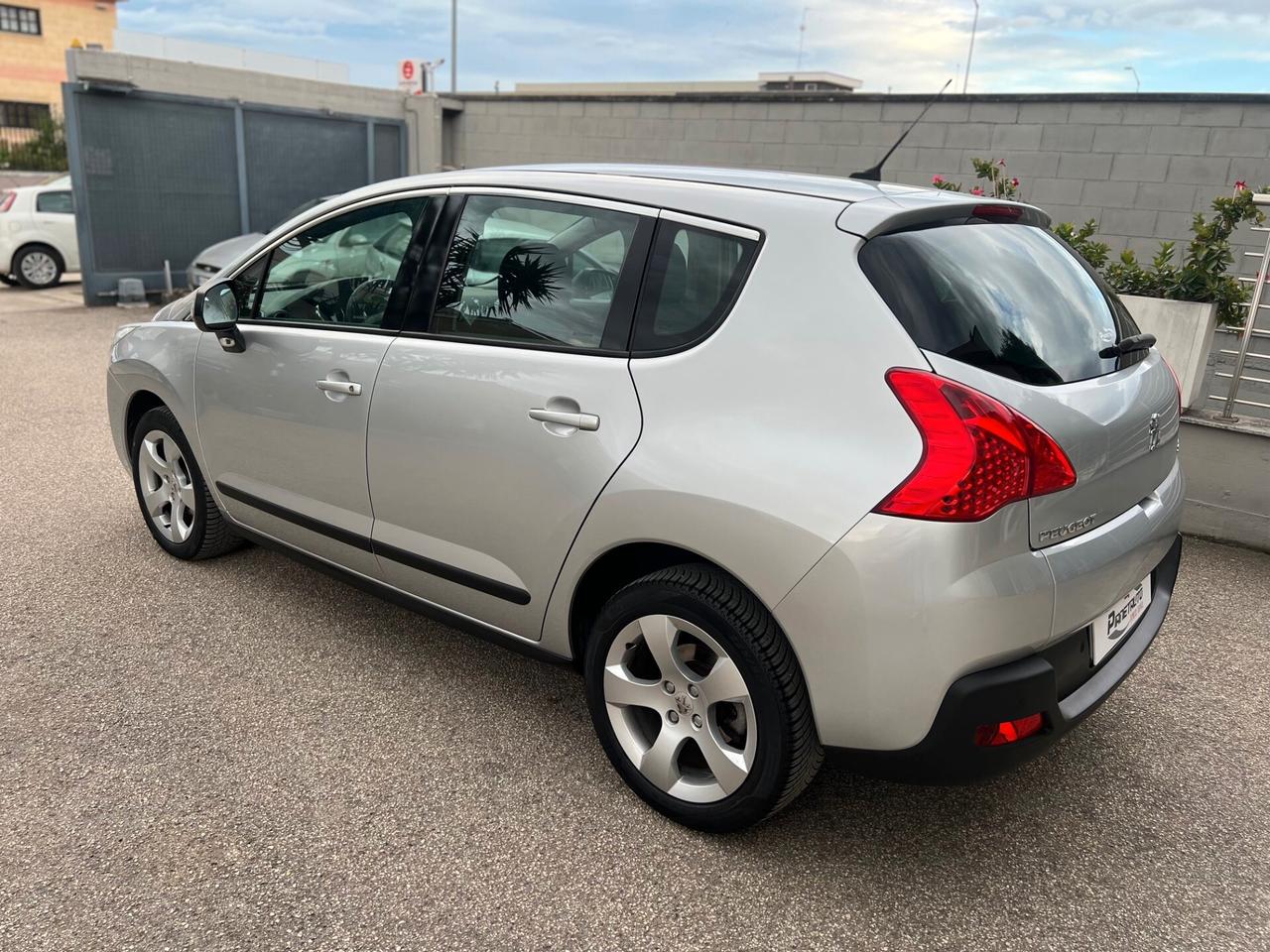 Peugeot 3008 1.6 hdi 115cv 8v Business fap CLIMA/PDC/TEL. PERF.