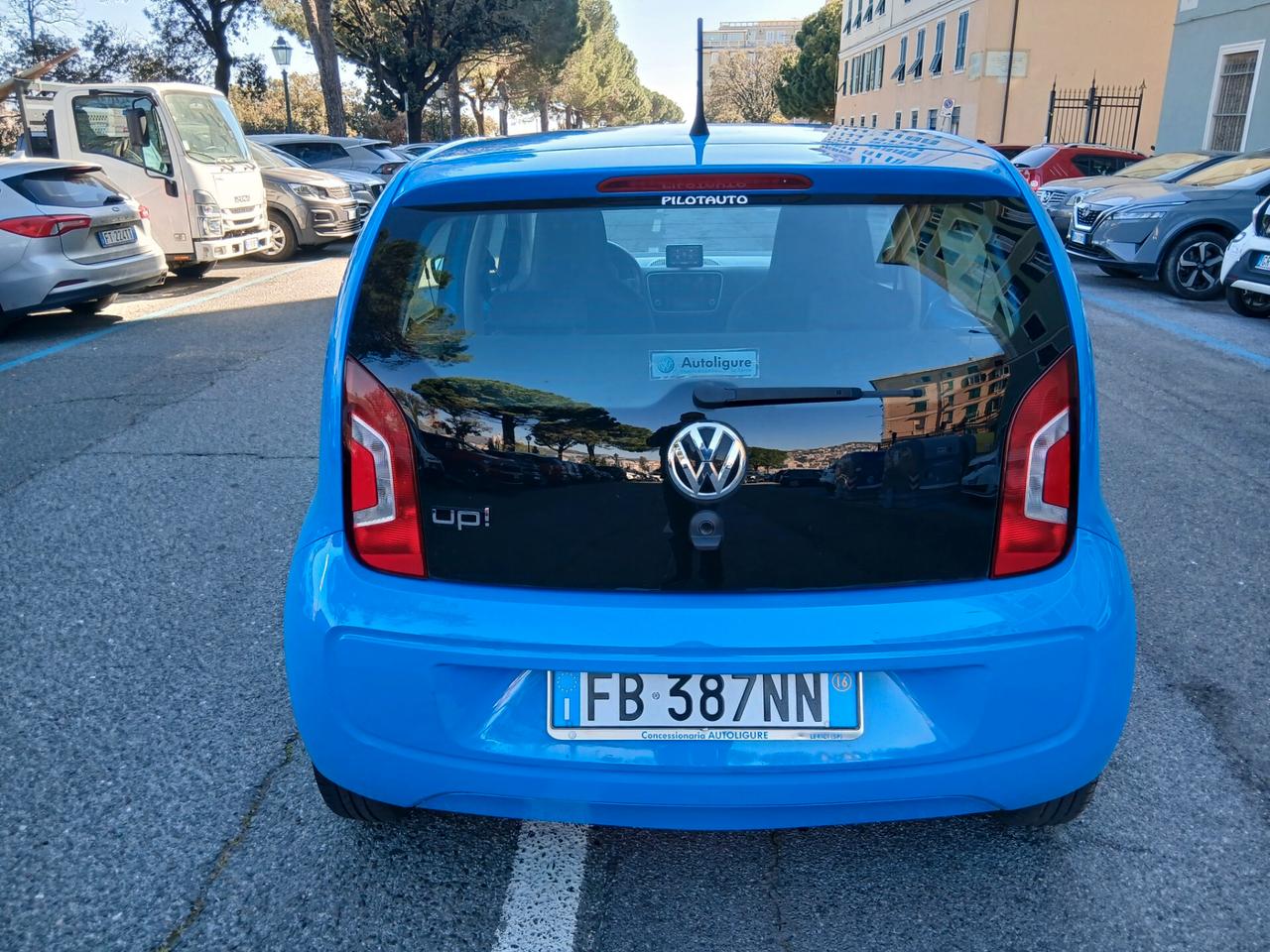 Volkswagen up!