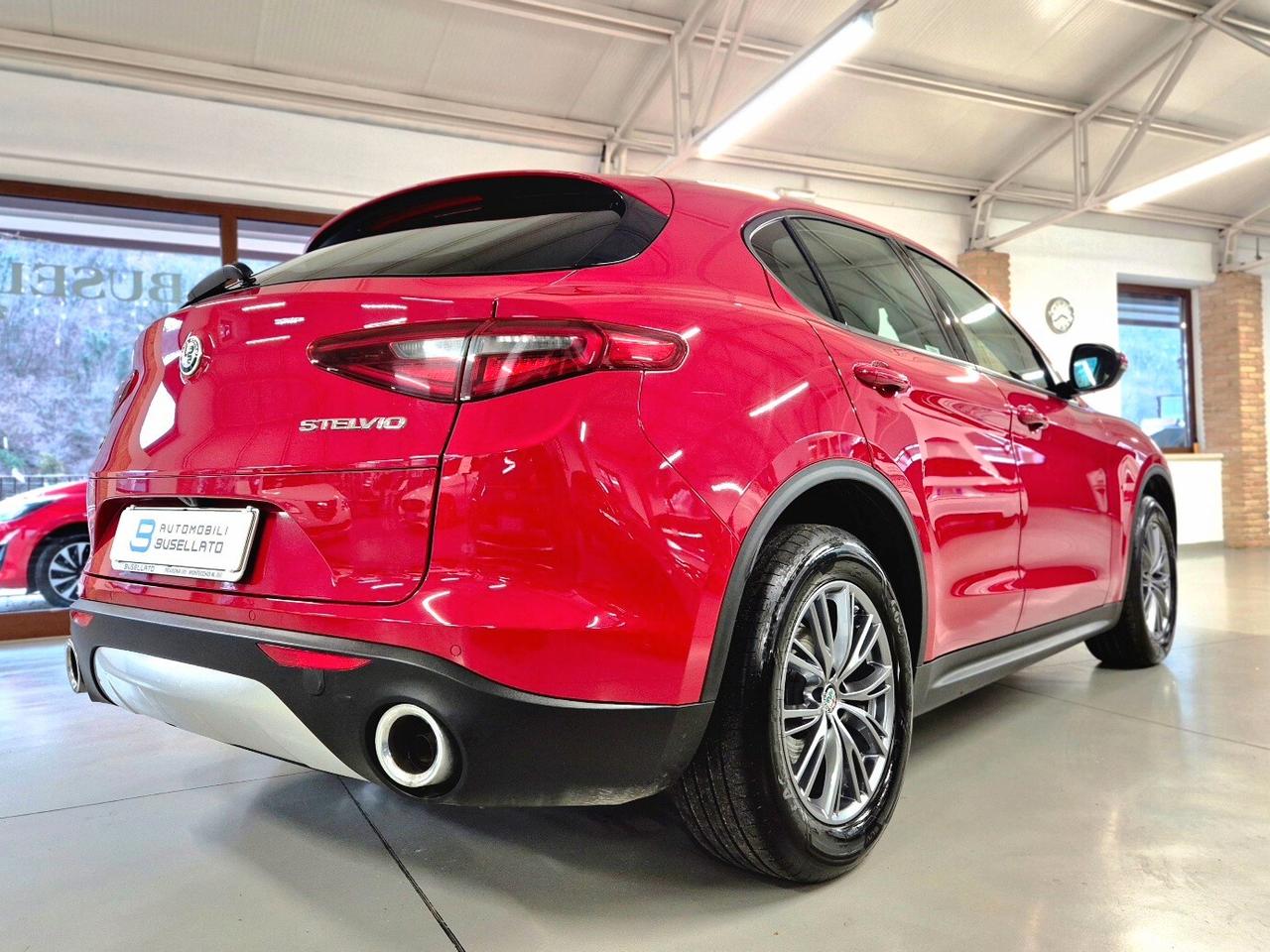 Alfa Romeo Stelvio 2.2 Turbodiesel 210 CV AT8 Q4 Super