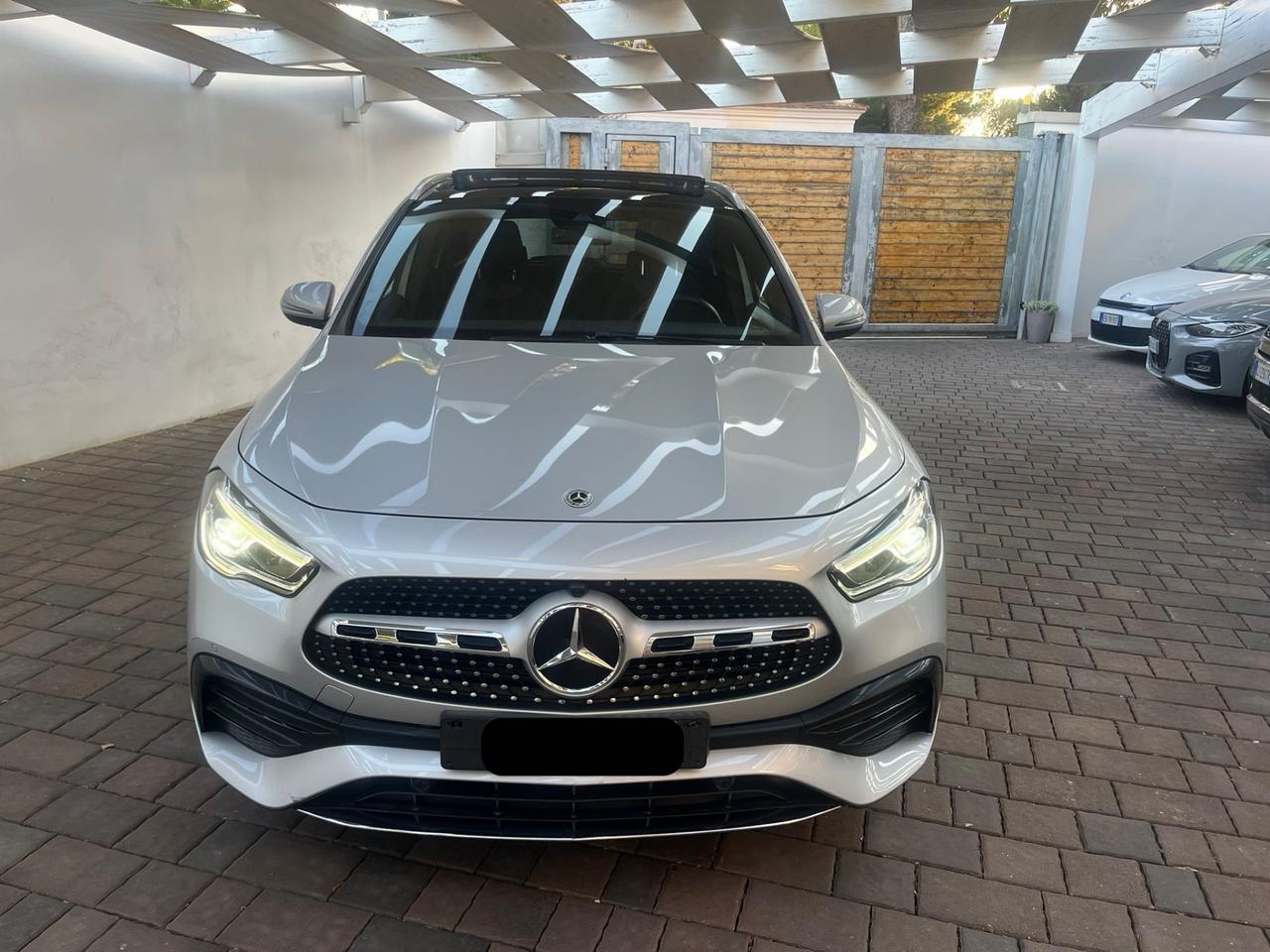 Mercedes-benz GLA 200 d Automatic Premium