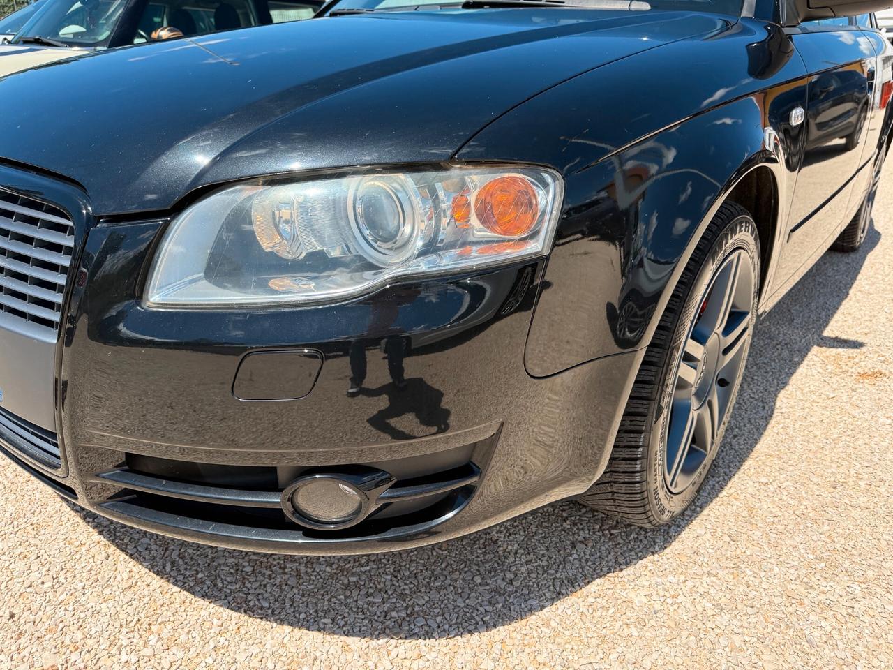 Audi A4 2.0 16V TDI Avant TOTAL BLACK